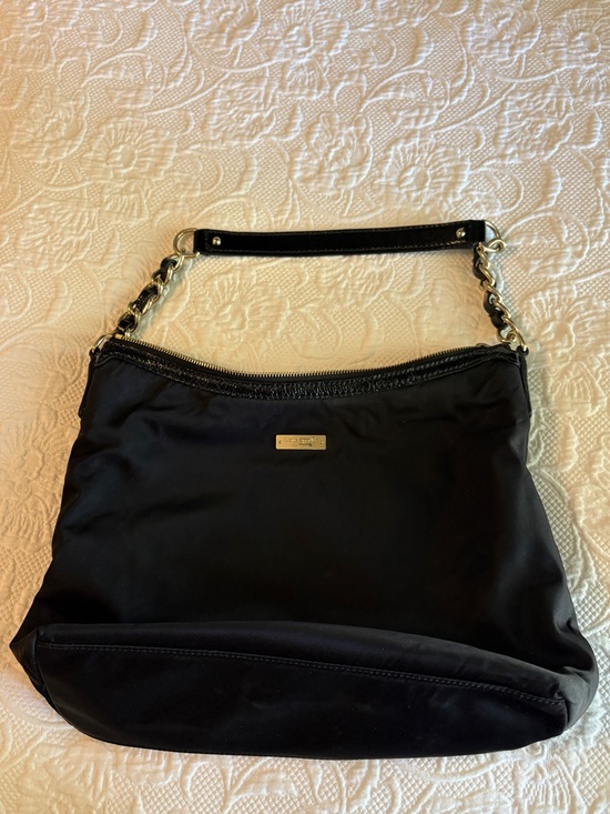 kate spade Handbags - kate spade Black Chain-Accent Shoulder Bag